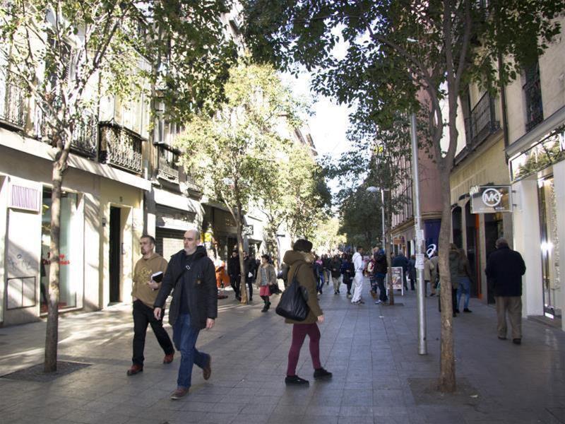 Hostal Los Alpes Madrid Exterior foto